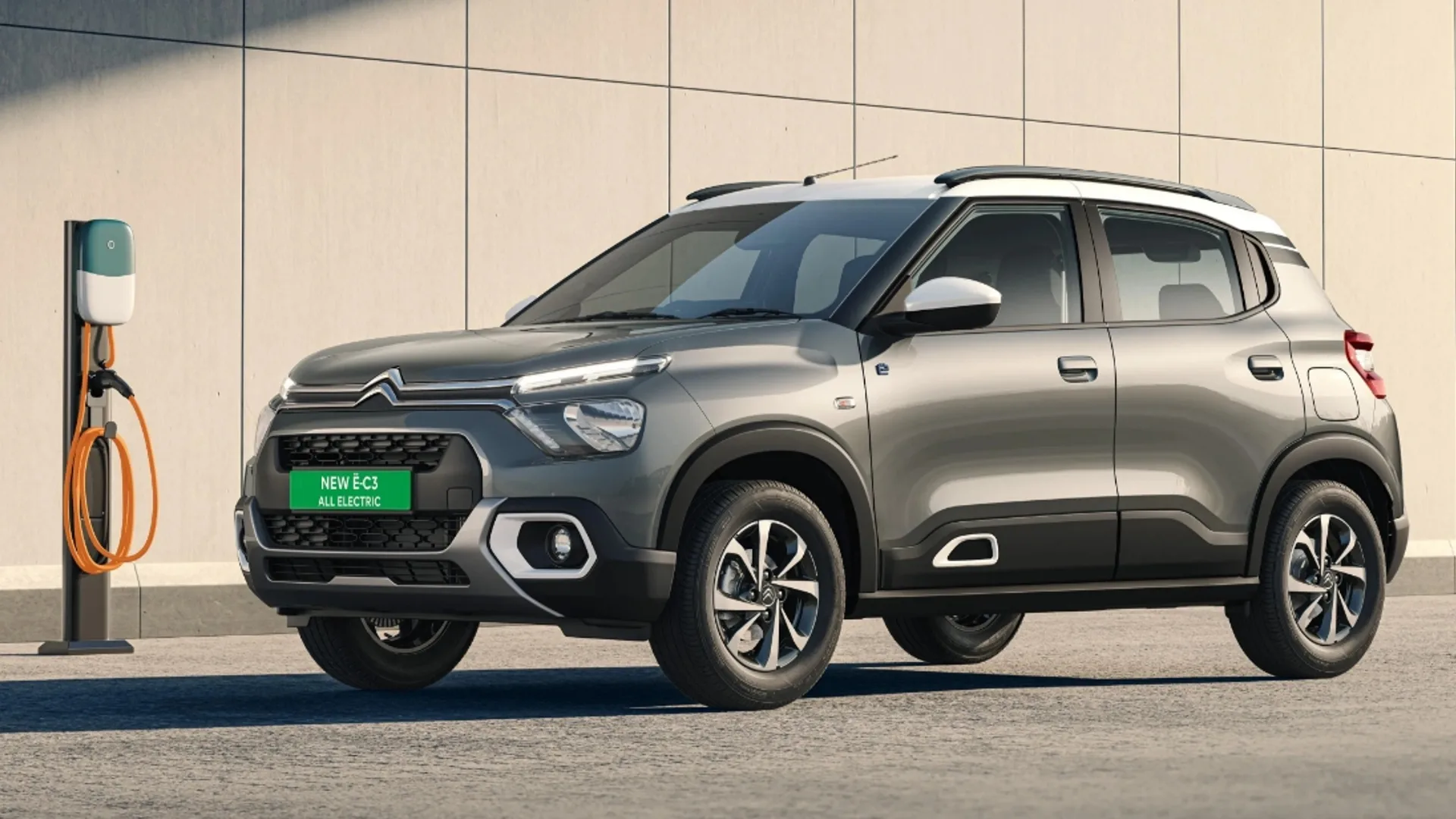Citroën becomes the first global automaker to export Made-in-India EVs. (Source: Citroën India)