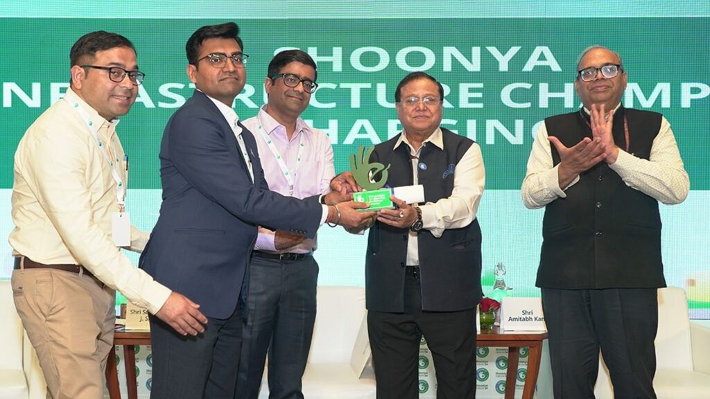 Tata Power received 'Shoonya Infrastructure Champion' award for its commitment to zero-emission mobility. (Source: Tata Power)