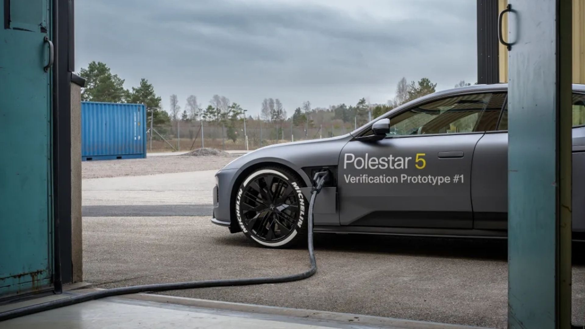 Polestar 5 prototype charged from 10-80% in just 10 minutes (Source: Polestar)
