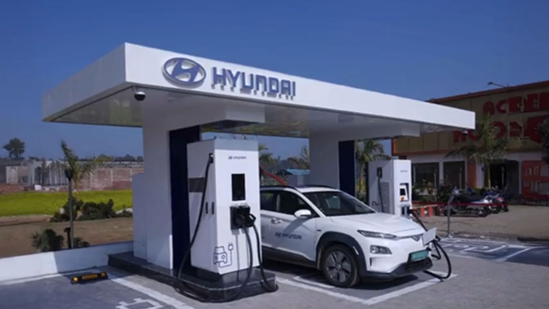 Hyundai Motor sets up fast charging station in Chennai (Source: Hyundai India)