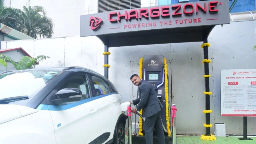Charge Zone offers charging services for both B2B and B2C through smart grid networks. 
(Source: Charge Zone)