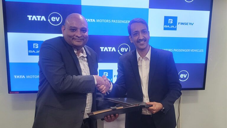 (L)Mr Dhiman Gupta, CFO, TPEM and Director, TMPV and (R) Mr Anup Saha, DMD, Bajaj Finance Ltd (Source: Tata Motors