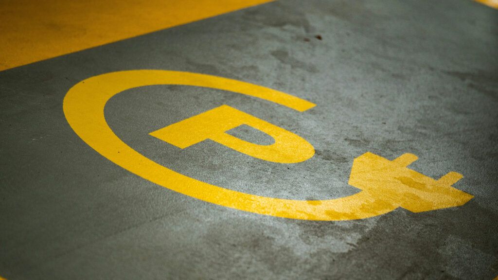 EV Parking in the charging stations (Representative Image: Unsplash)