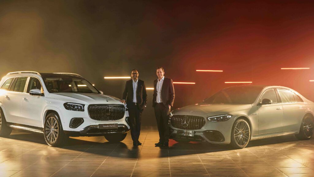 Santosh Iyer, MD & CEO, and Lance Bennett, VP Sales & Marketing, MB India (Source: Mercedes-Benz India)