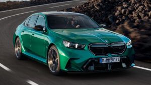 New 2025 BMW M5 reveled with hybrid powertrain (Source: BMW)