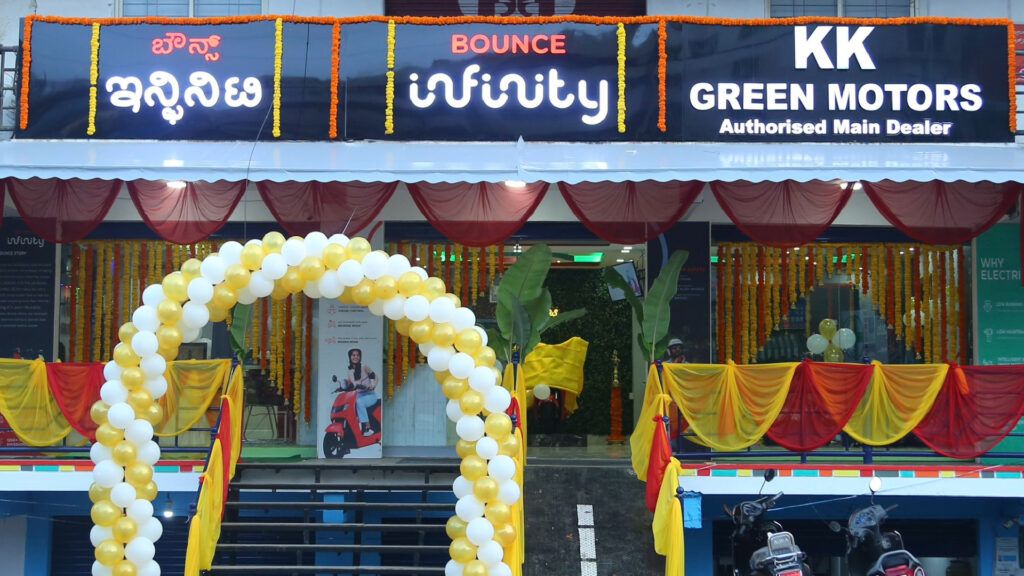 Either Bounce Infinity or BPCL’s dealers will manage the eDrive stores 