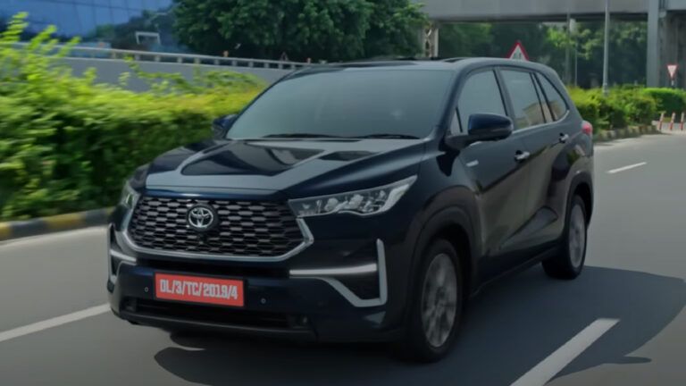 Toyota Innova Hycross and Crysta waiting periods reduced in July 2024 (Source: Toyota)
